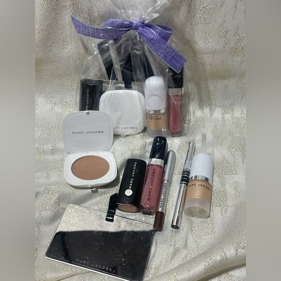 Marc Jacob’s 7 piece gift set - Picture 1 of 1